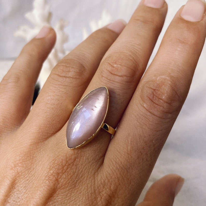 Golden shimmer Cream pink Moonstone Ring image 2