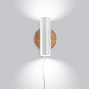 Plug-in wall sconce Bedside lighting Modern vanity light