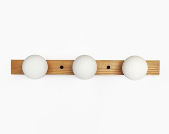 Wall vanity lighting - Globe