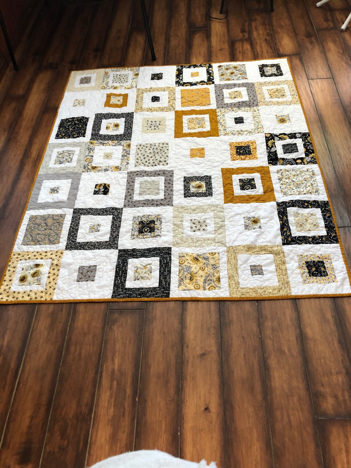 Bee Grateful Quilt Cherish the Bees 61 1/2 | Etsy