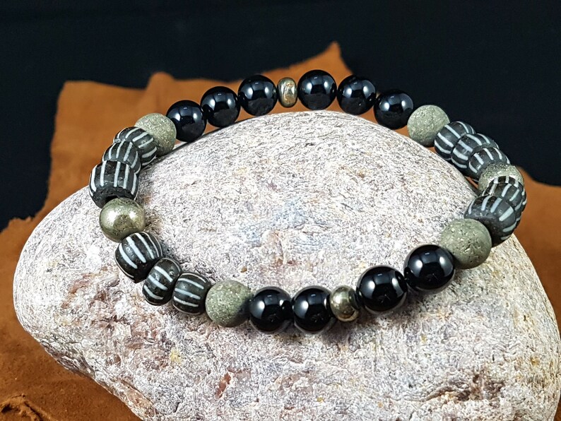 Bracelet ONYX PYRITE and Crystal healing Determination Perseverance Pyrite glass beads 8 mm Onyx strength success self-confidence