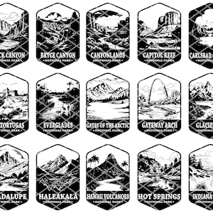 K&ouml;nnte beinhalten: Schwarz-wei&szlig;-Illustrationen von Nationalparks in den Vereinigten Staaten. Jede Illustration hat eine sechseckige Form mit dem Namen des Parks und "National Park" darunter. Die abgebildeten Parks sind Black Canyon, Bryce Canyon, Canyonlands, Capitol Reef, Carlsbad Caverns, Dry Tortugas, Everglades, Gates of the Arctic, Gateway Arch, Glacier Bay, Guadalupe Mountains, Haleakala, Hawaii Volcanoes, Hot Springs und Indiana Dunes.