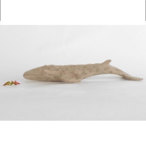 Realistic Needle Felted Whale – Handmade Wool Animal Sculpture – Plastic-Free Collectible