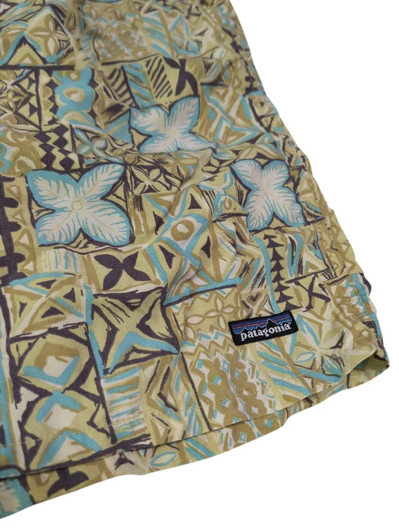 Patagonia, PATAGONIA Baggies Shorts Swim Trunks Vintage 90s size M Abstract Geometric Tribal