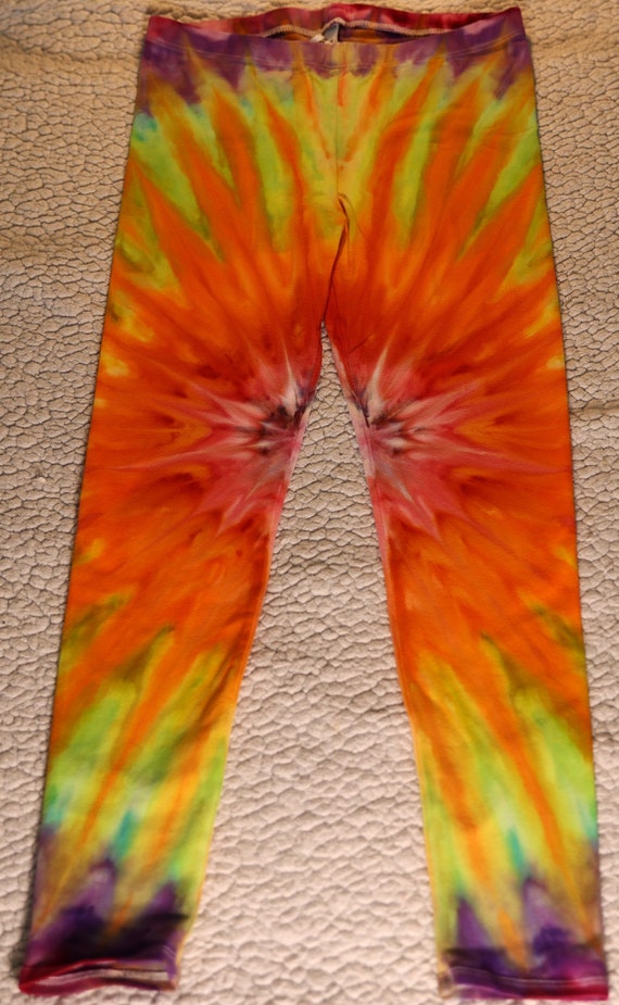 Medium Incline Ice Dye Tie Dye Leggings 