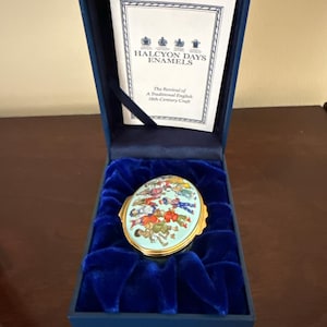 Vintage Halcyon Enamel Box - Etsy