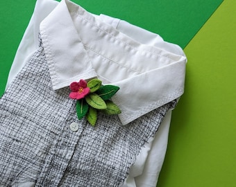 Hand Stitched Felt Flower Brooch Pin: Bright Pink Vintage Style