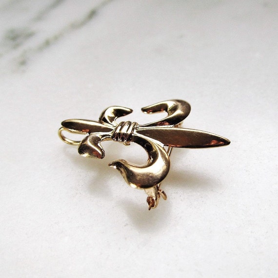 Vintage 10K Yellow Gold Fleur De Lis Brooch Pin E… - image 3