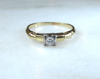 Vintage 14K Yellow Gold Ladies Diamond Ring .10ct ETC8209