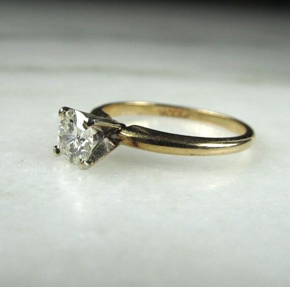 Vintage 14K Yellow Gold Round Diamond Solitaire E… - image 3