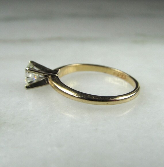 Vintage 14K Yellow Gold Round Diamond Solitaire E… - image 4