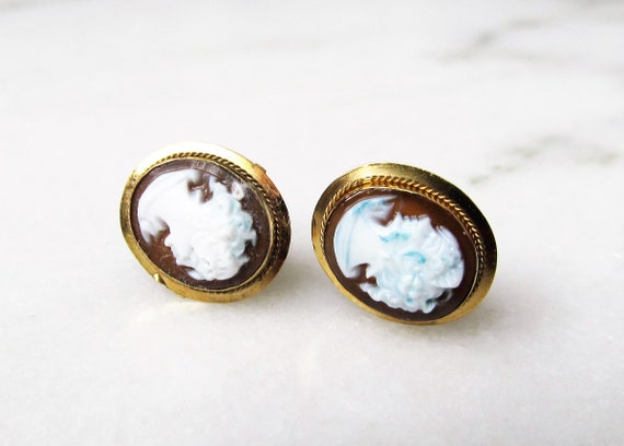 Estate 18K Yellow Gold Cameo Post Earrings - image 6