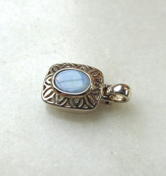 Vintage Sterling Silver Pale Blue Opal Pendant ET… - image 6