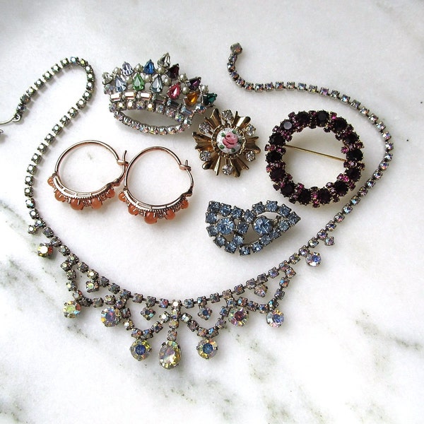 Vintage Designer Signed Rhinestone Jewelry Lot Brooch Necklace Earrings ETC6971