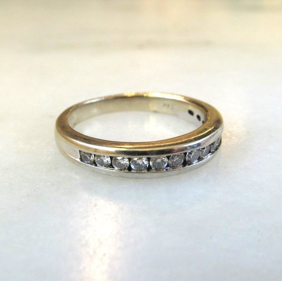 Vintage 14K White Gold Ladies Diamond Wedding or … - image 2