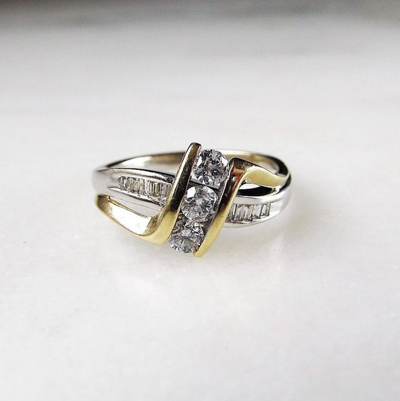 Vintage 14K Two Tone Gold Ladies Diamond Ring ETC… - image 7