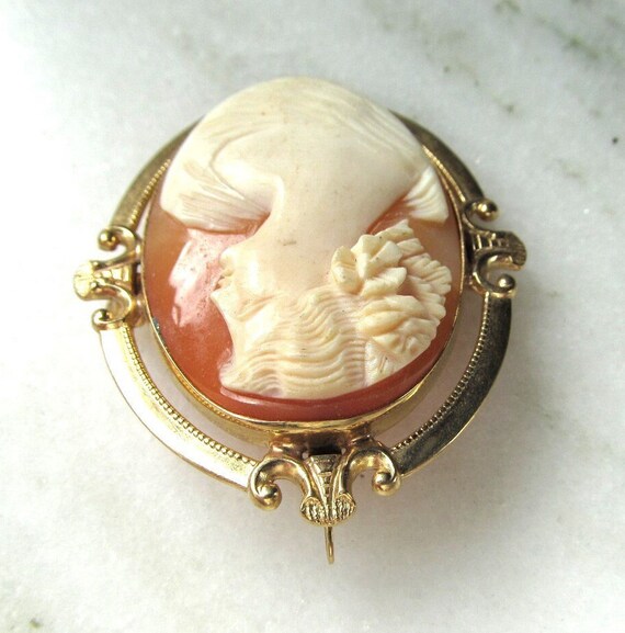 Antique 10K Gold Carved Shell Cameo Brooch Pin ET… - image 4