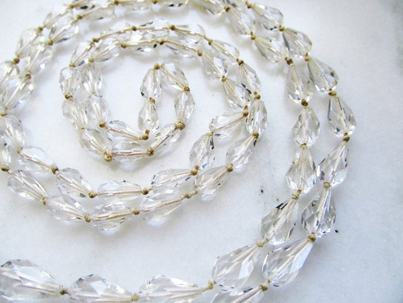 Vintage Art Deco Faceted Clear Glass Beaded Neckl… - image 3