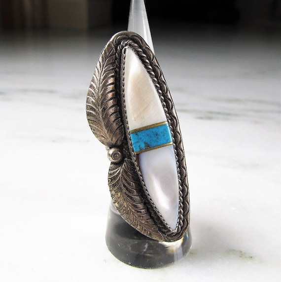 Estate Navajo Handmade Mother of Pearl Turquoise … - image 2