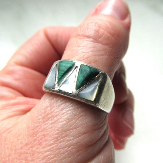 Vintage Navajo Malachite & Mother of Pearl Sterli… - image 9