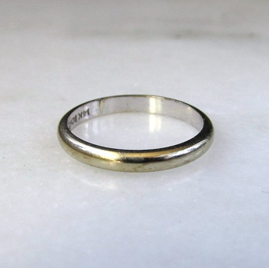 Vintage 14K White Gold 2.5mm Wide Wedding Band Ring Signed bond Sz