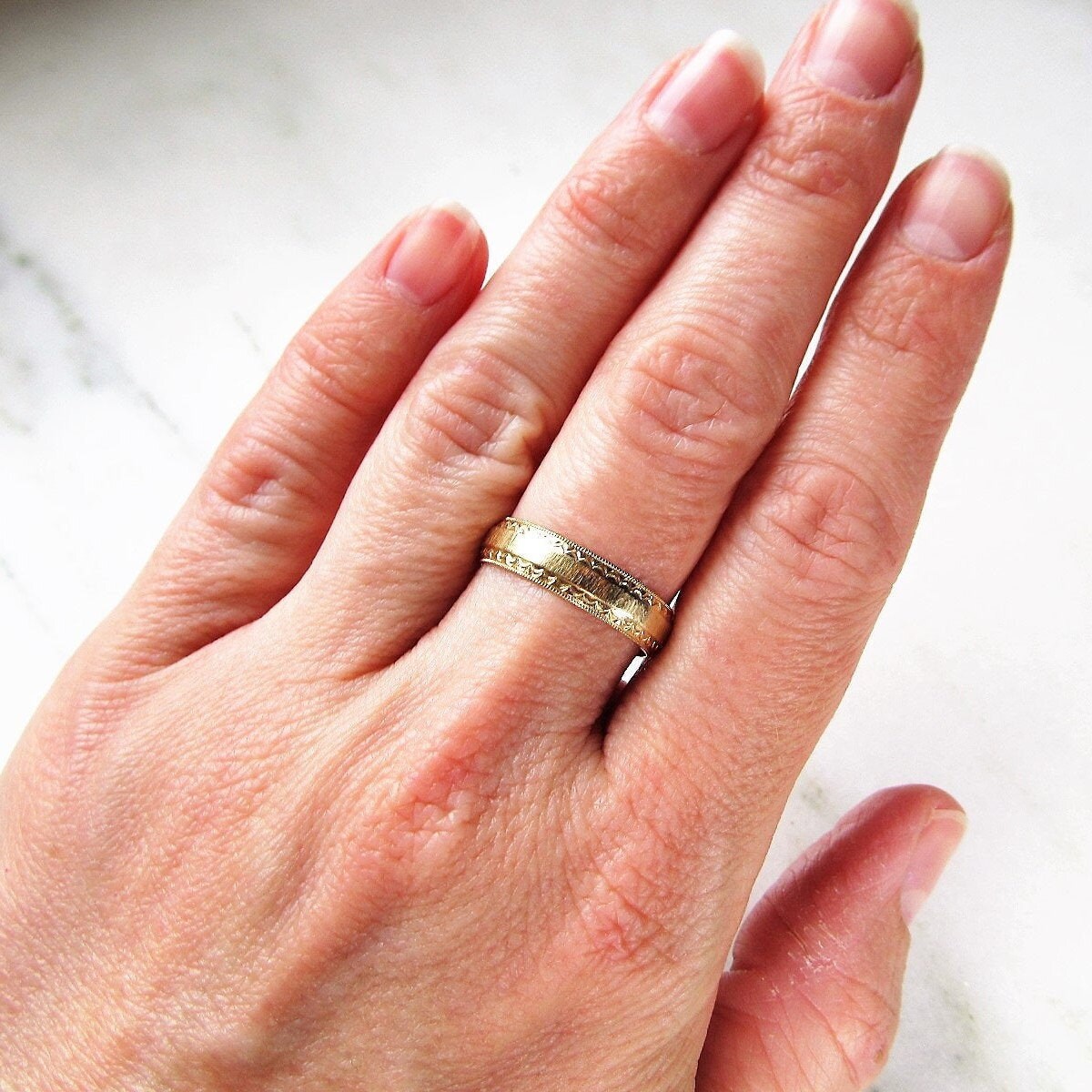 Vintage 14K Yellow Gold Art Carved Wedding Band Ring Sz ...