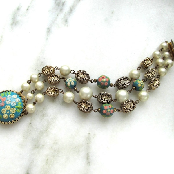 Vintage Hobe Painted Flower Pearl Bead Gold Tone Bracelet ETC9490