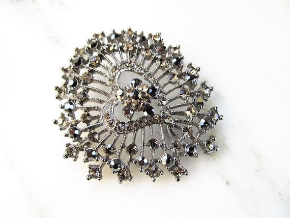 Vintage Large Rhinestone Brooch Pin ETC5234 - image 3