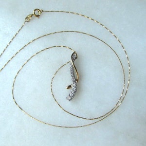 Vintage 10K Yellow Gold Ladies Diamond Pendant Necklace ETC8000