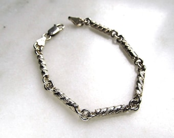 Vintage Sterling Silver Heavy Link Bracelet ETC7570