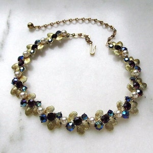 Vintage Gold Tone Purple Aurora Borealis AB Crystal & Faux Pearl Choker Necklace ETC7276