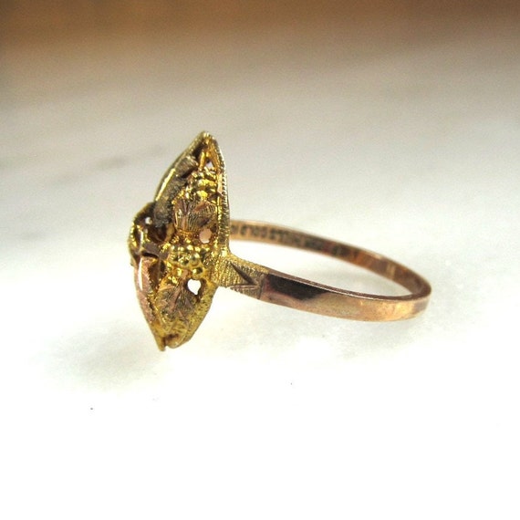 Vintage Black Hills Gold 10K Tri Tone Leaf Ring S… - image 3