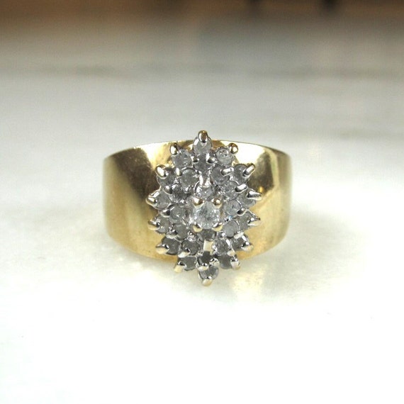 Vintage 10K Gold Ladies Diamond Cluster Ring .46T… - image 1