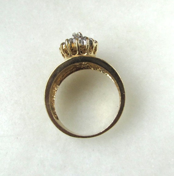 Vintage 10K Gold Ladies Diamond Cluster Ring .46T… - image 4