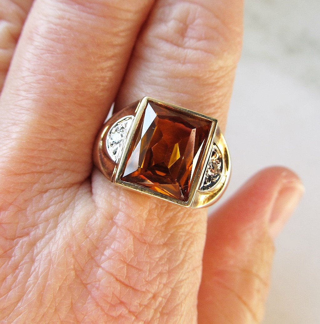 Vintage Dason 10K Yellow Gold Yellow Glass Diamond Mens Ring