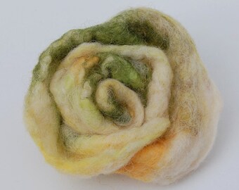 Green White Rose Felted Broorch,Gift for Mother's Day,Flower Brooch,Nedlle Felted Brooch,Felt flower pin,Bridesmaid Gift,Wedding Brooch
