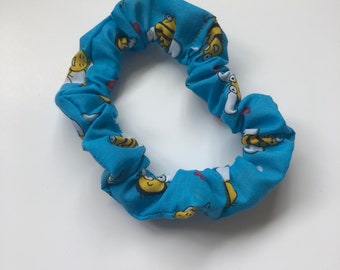 Blue Bee Scrunchie / Bumble Bee minnaar Haartoebehoren / Statement Bee Gift / Blue Animal Scrunchie / Kids & Adults Hair Tie / Bee Print