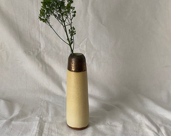 Glazed Wheel thrown Pottery pottery modern vase Fait a la main avec Amour Handmade Ceramic vase vessel