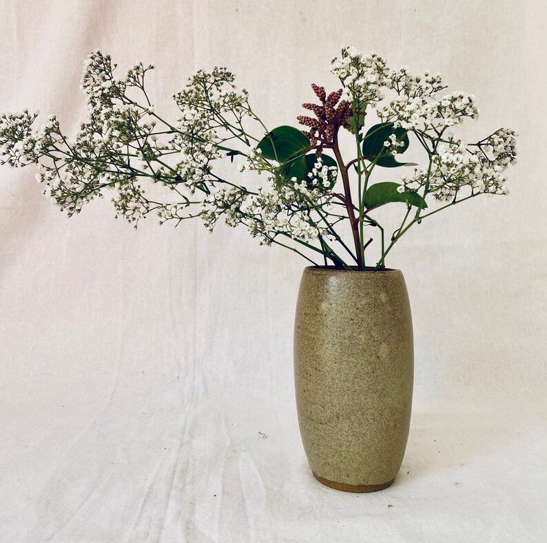 Glazed Wheel thrown Pottery pottery modern vase Fait a la main avec Amour Handmade Ceramic vase vessel