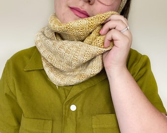 Road Tripper Cowl Knitting Pattern - DK One-skein Knit Pattern PDF