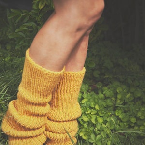 Guêtres Jambières Chaussettes hautes sans pieds tricotées main en laine et alpaga Jaune