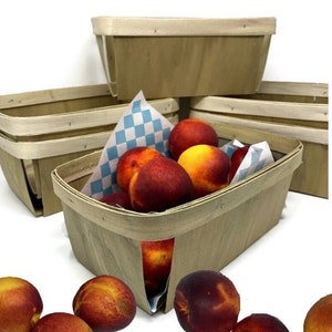 Wooden Berry Basket 4QT 11.5 × 7.75 × 4.25&quot; Rectangle Natural Wood Rustic Farmhouse Farmers Market Fruit Themed Wedding Empty Gift Basket