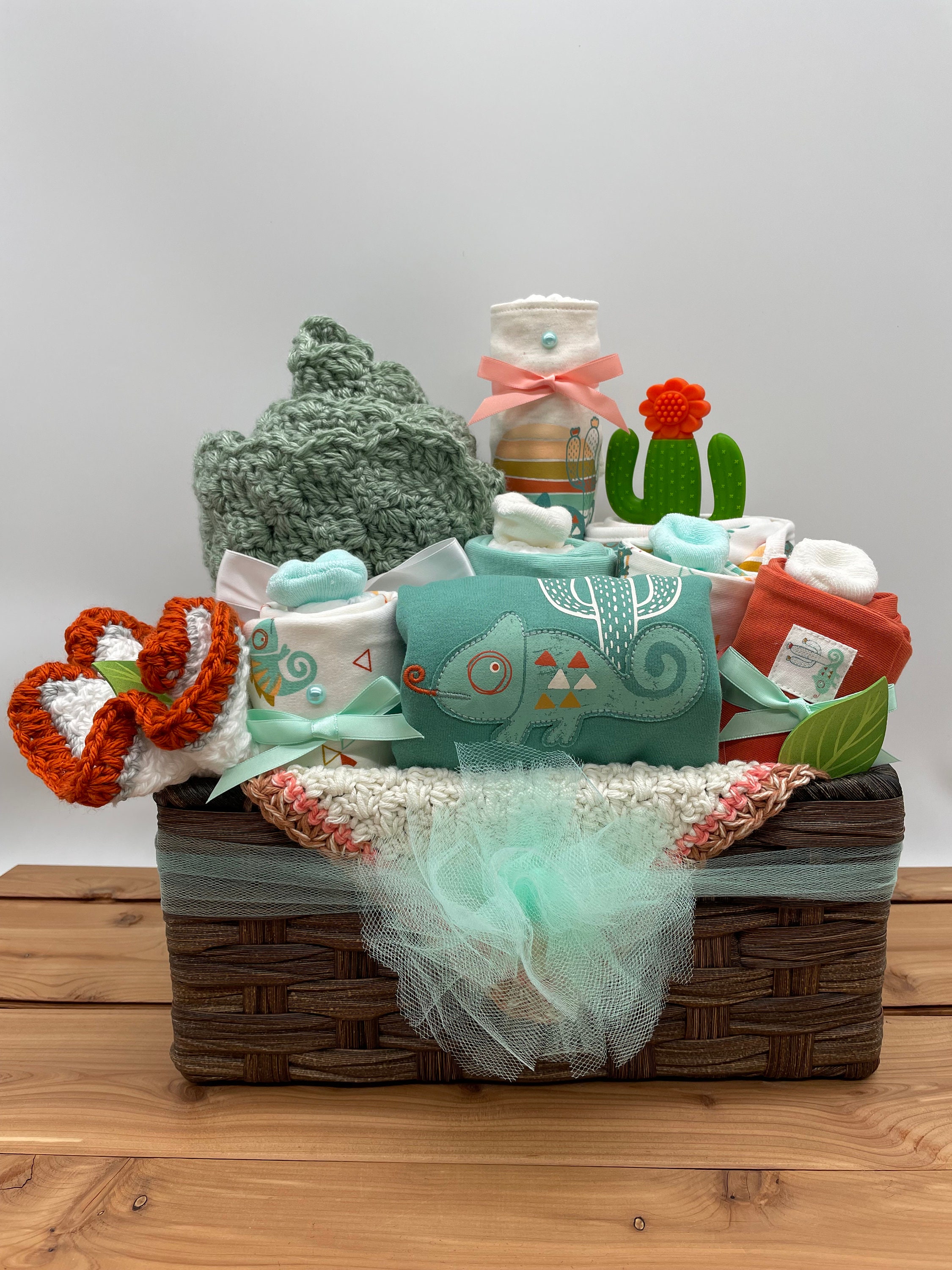 Diy Baby Shower Gift Basket Ideas Baby Shower Handmade Baby Basket