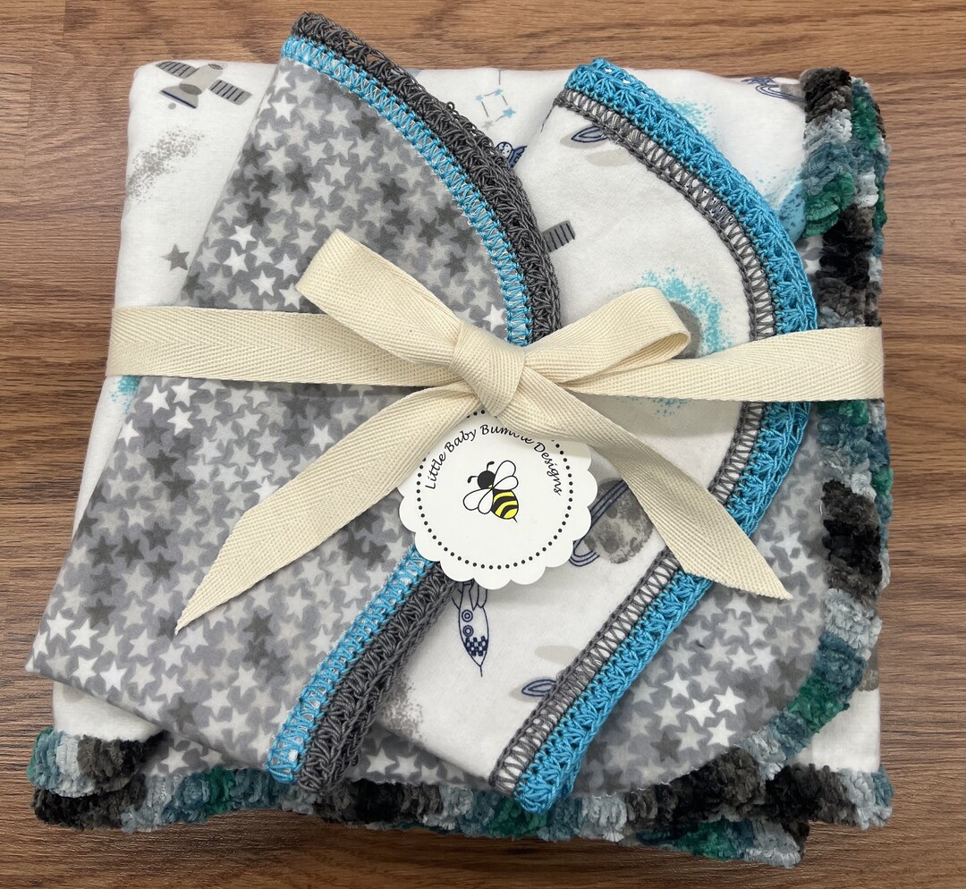 Hand Crochet Edging Flannel Baby Blanket Double Sided 2 Matching Burps