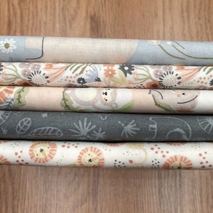 COTTON Bundles - 5 fabric 1/2 yard pieces - Sweet Savannah collection