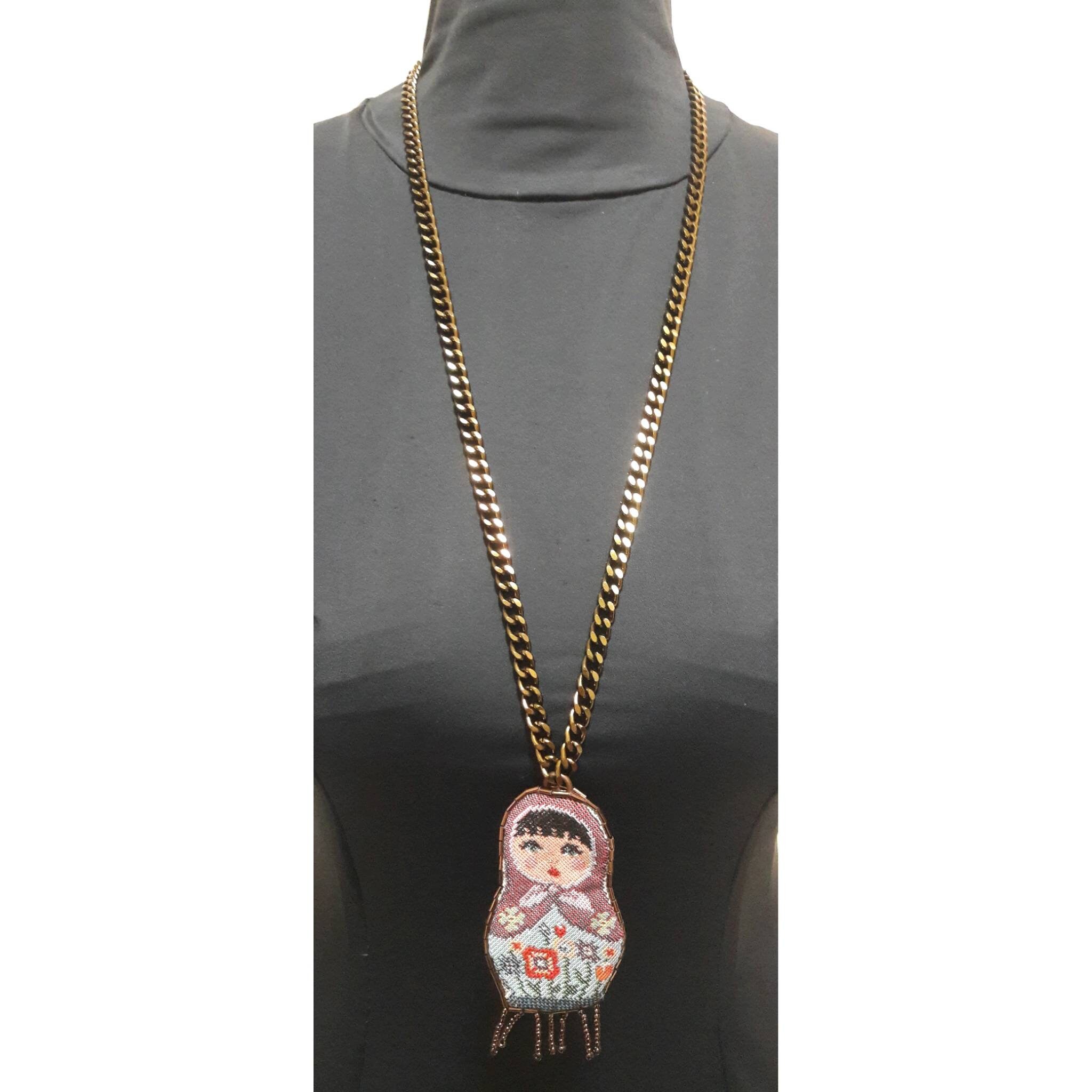 Pendentif poupée matriochka kokeshi motif japonais Asanoha bijou