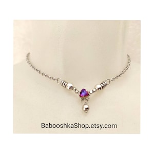 Necklace with fuchsia crystal