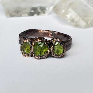 Raw Peridot Triple Stone Custom Ring, Copper Electroformed Ring,Raw Stone Ring, Electroformed Ring