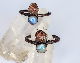 Sonnenstein und Regenbogen Mondstein Benutzerdefinierter Ring, Kupfer Electroformed Ring, Rohstein Halskette, Sonnenstein Mondstein Ring, Boho Kupferring