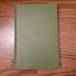A Diabetic Manual Elliott P. Joslin, M.D. Harvard Medical Professor 1929 4th Edition Revised Profusely illustrated w/charts newspaper clip